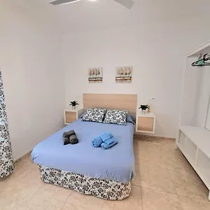 Apt. Cerca De La Playa Y Airport Apartment Malaga